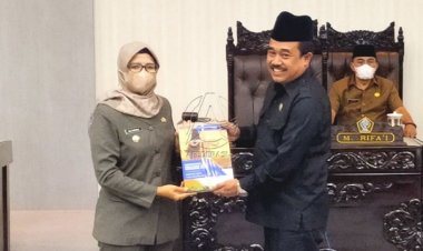 Bupati Blitar Sampaikan Perubahan KUA-PPAS 2022